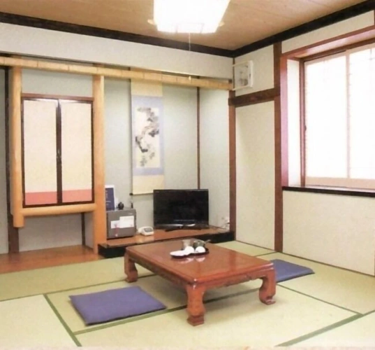 Standard room with mountain view