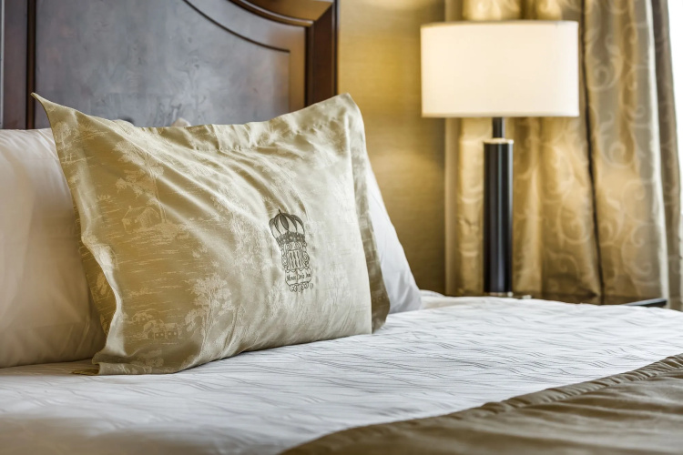Monte Carlo Inn & Suites Downtown Markham