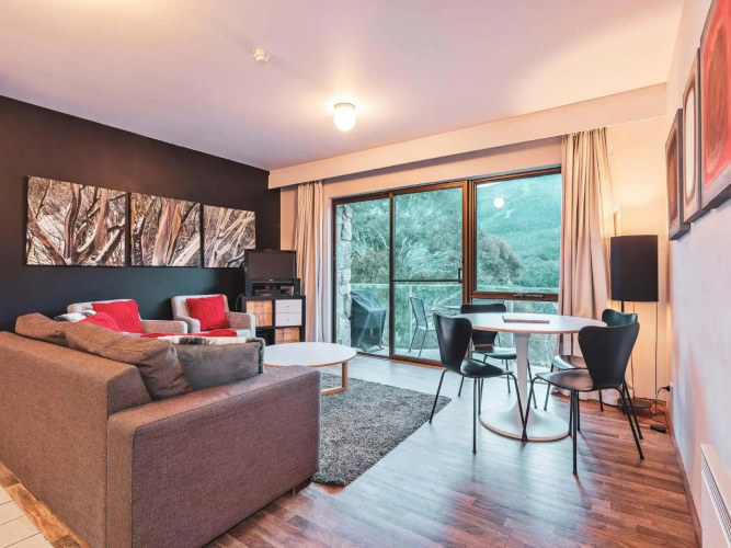Lantern 1 Bedroom Balcony with expansive view
