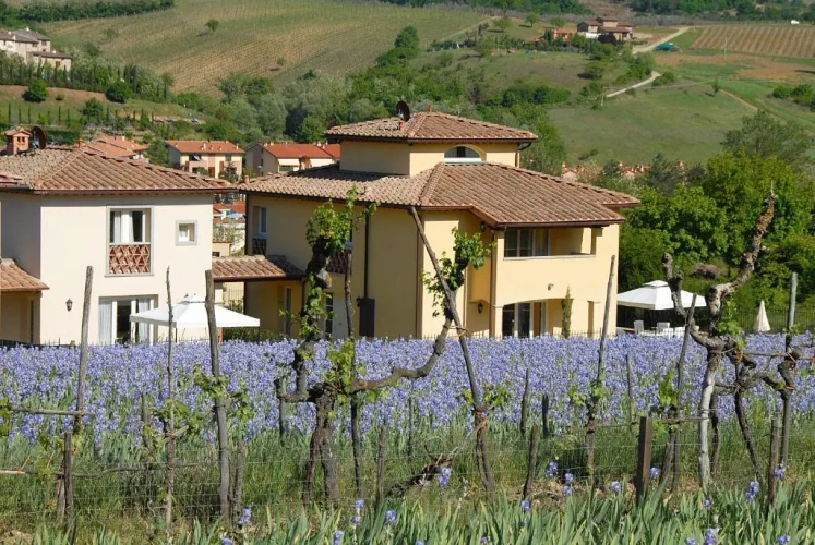 3 Bedrooms Villa