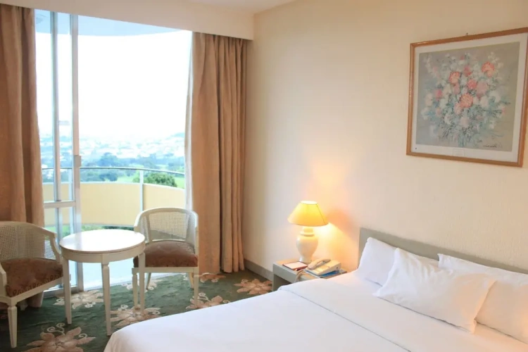 Standard Twin room with balcony and with golf view