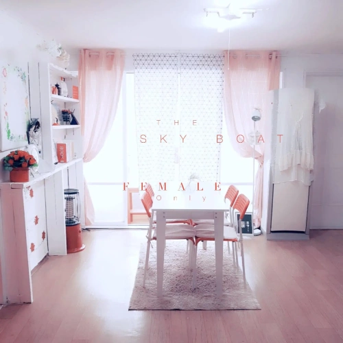 Bed in Dorm (female dorm)