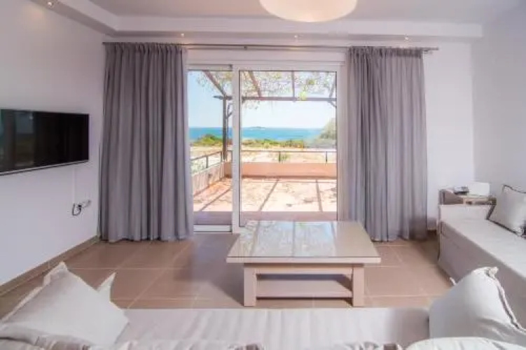 Villa Palaiochora