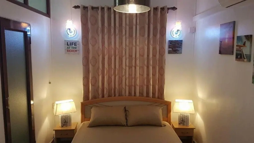 2 Bedrooms Apartment
