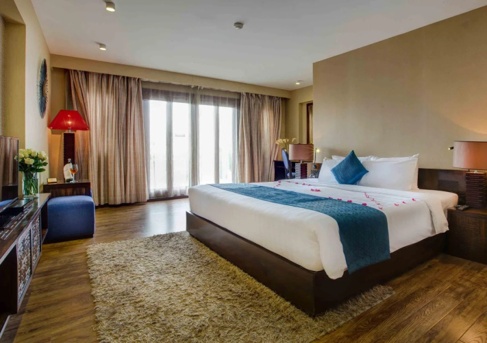 Oriental Suites Hotel & Spa