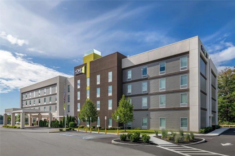Home2 Suites By Hilton Queensbury Lake George