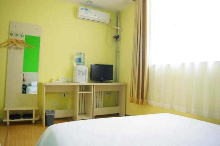 Jinghua Hotel