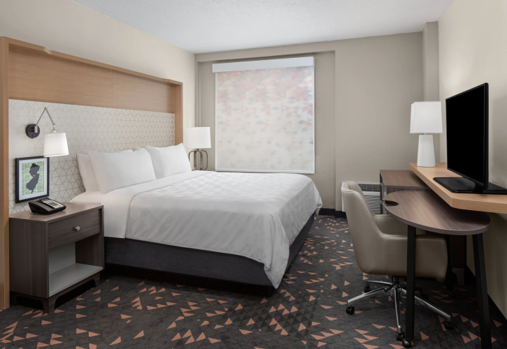 Holiday Inn Hasbrouck Heights-Meadowlands photo 8