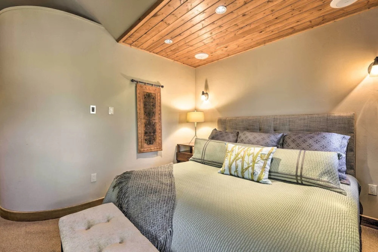 Riverfront South Fork Abode w/ Views: Fish & Hike