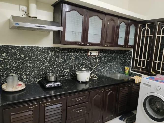 2 Bedrooms Apartment