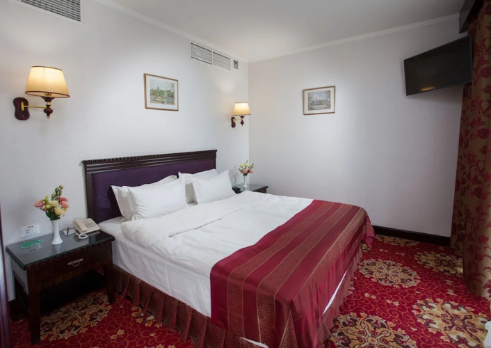 London Hotel