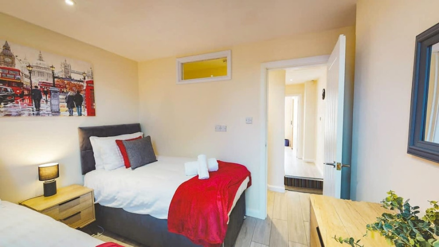 Perfect for Contractors 4-bedrooms Sleeps 7