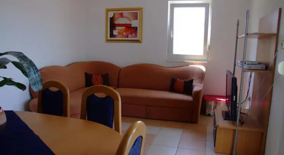 Ella Apartments