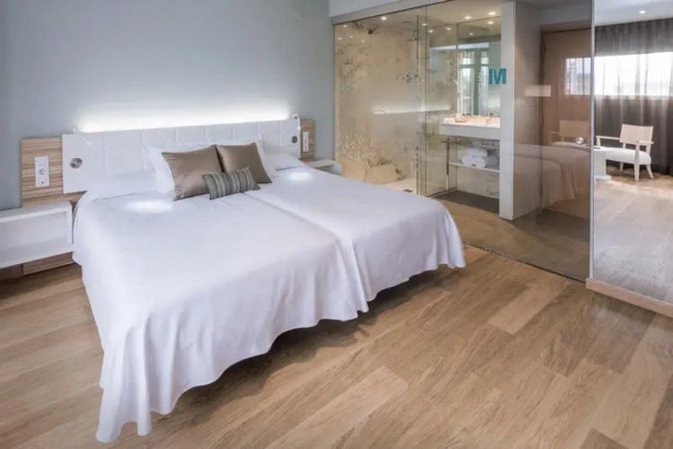 Superior Triple room with balcony