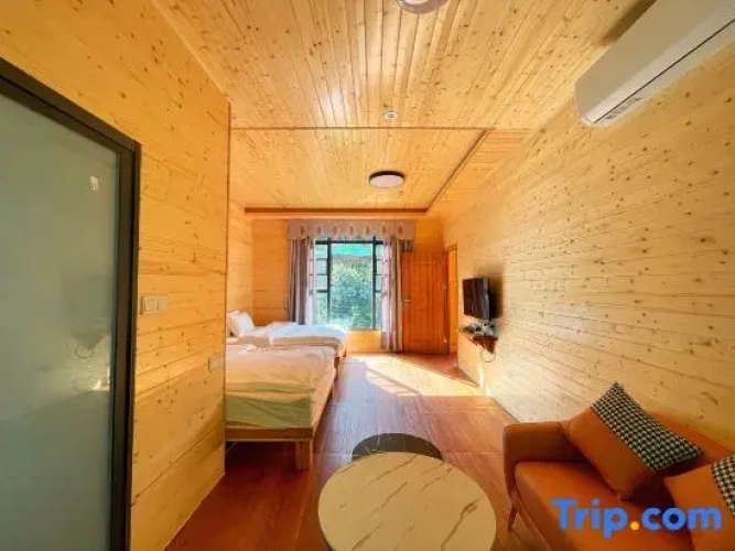 2 Bedrooms Villa with mountain view
