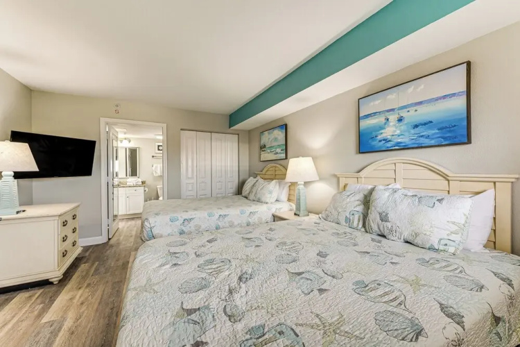 Oceanfront North Myrtle Beach Gem: Pools Access!