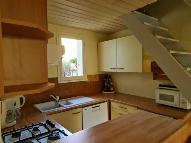 3 Bedrooms Cottage