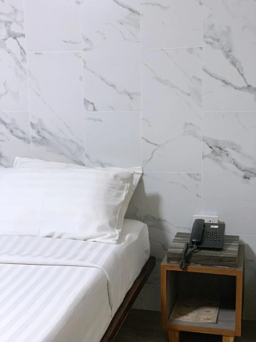 Watana Hotel