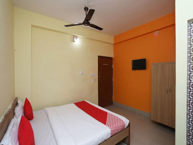 Oyo 28349 Eshan Guest House