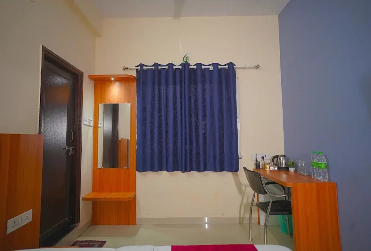 Hotel Inspira Residency- Near Bombay Hospital
