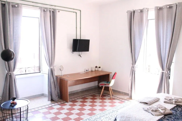 Suite 67