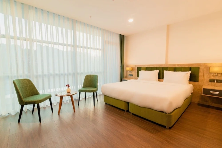 1 Bedroom Standard Suite