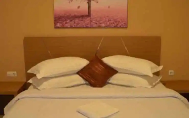 Ovi Hotel