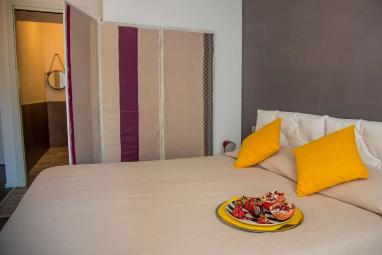 Flat 285
