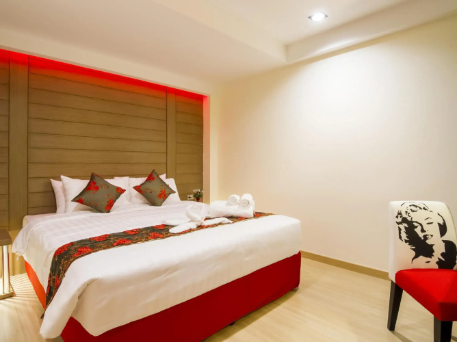 Eleven Avenue Suites