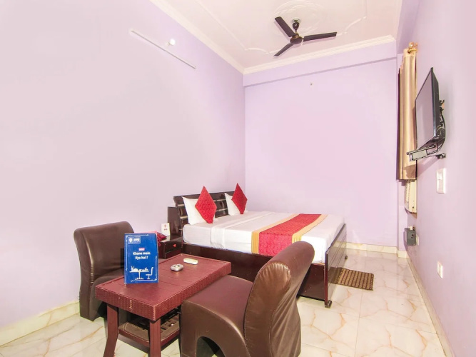 OYO 7441 Gomti Nagar