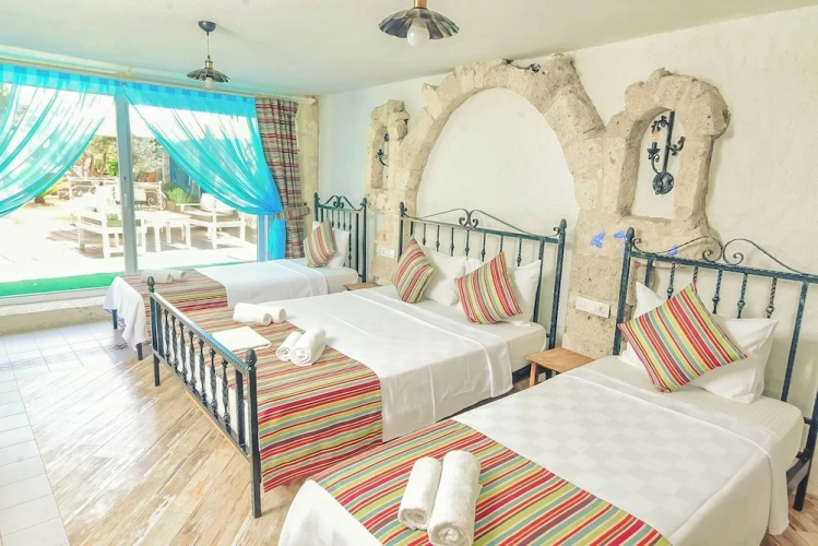 Luxury Quadruple room with view