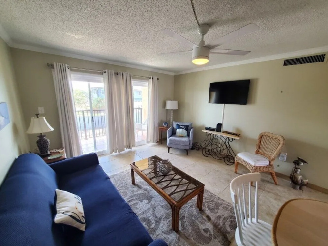 Pelican Inlet A206