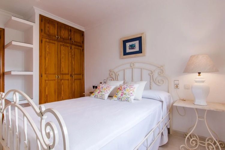 Apartamento Rosmare III Bajo