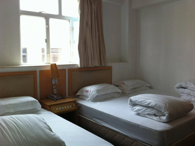 Man Va Hotel