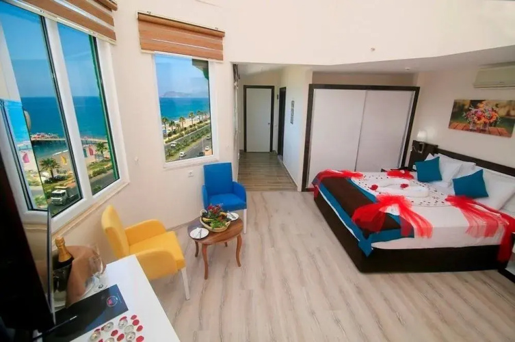 Klas More Beach Hotel