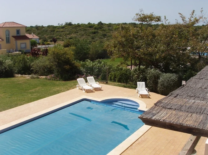 4 Bedrooms Villa with garden view