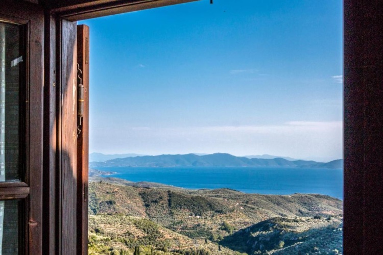 Standard Triple room with sea view