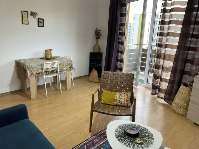Sleep4-freep-mountainview-balcony-petfriendly