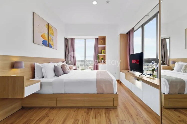 2 Bedrooms Apartment