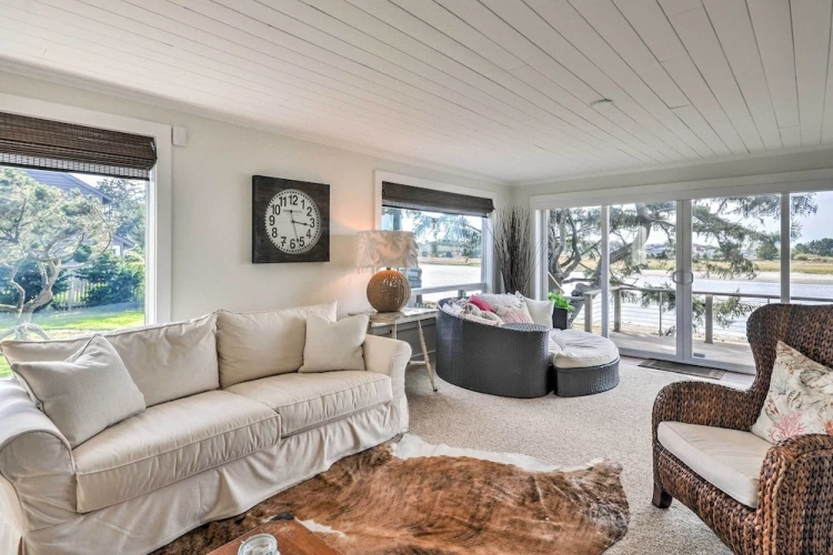 4 Bedrooms Cottage