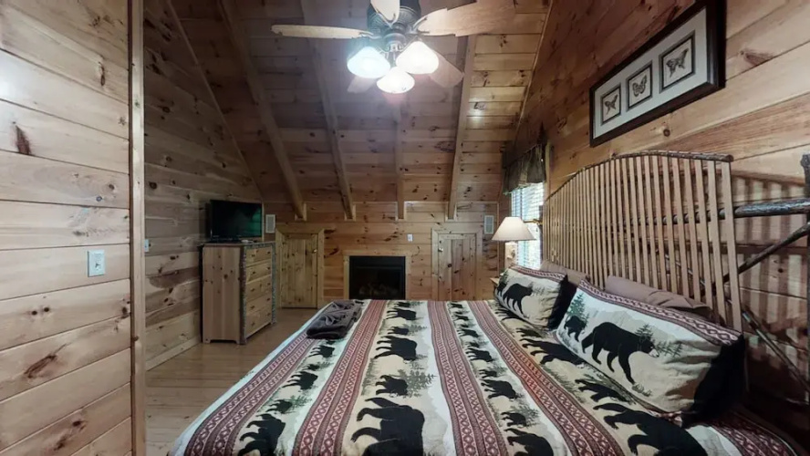 Close To Heaven 2 Bedroom Cabin