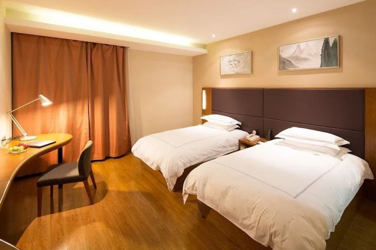 Boyi Hotel