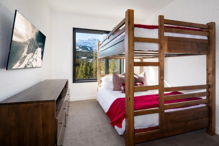 Big Sky Lake Lodge