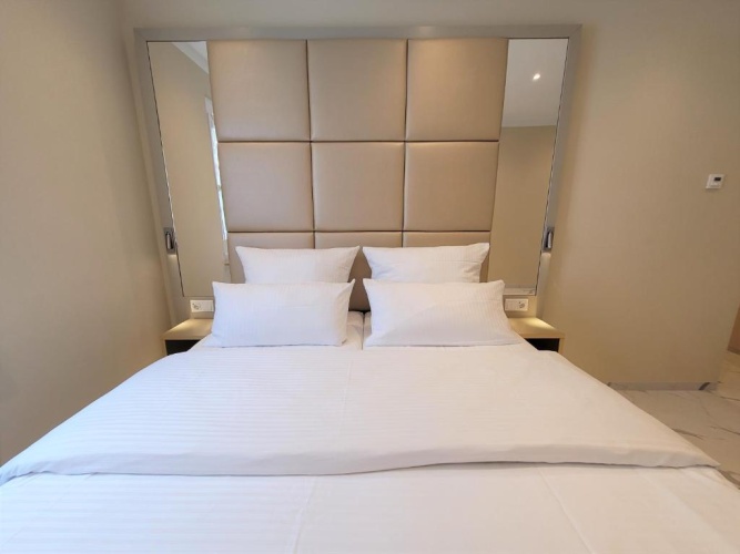 Deluxe Double Basement room