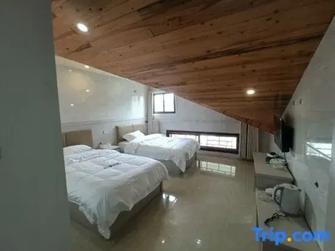 Twin Apartment