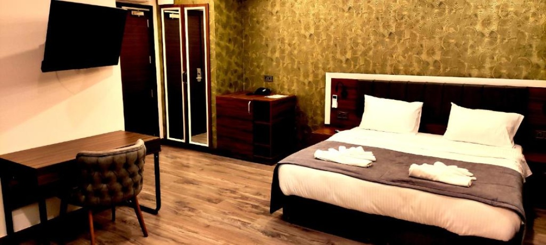Deluxe Junior Suite