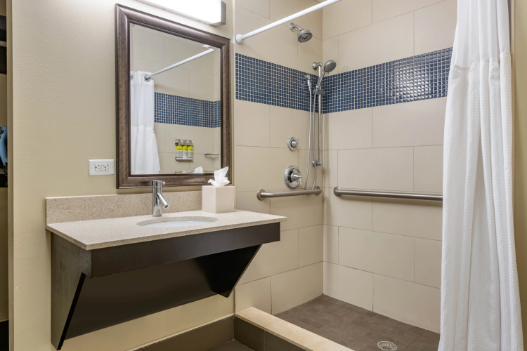 Staybridge Suites St. Petersburg Downtown photo 12
