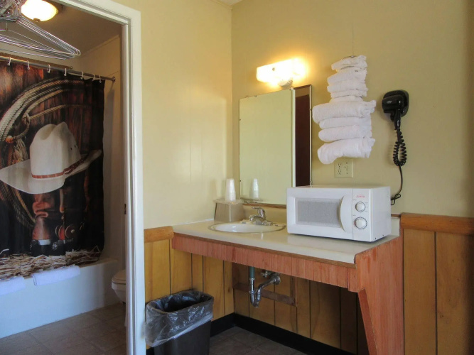 Big Bear Motel
