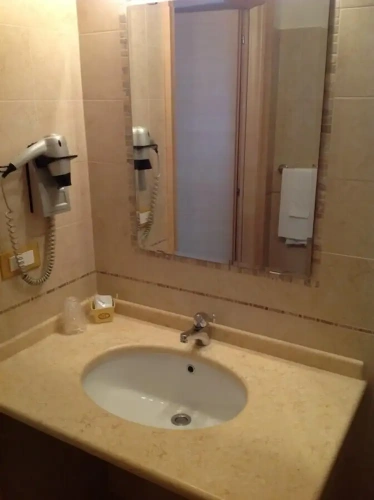 Economy Double Basement room