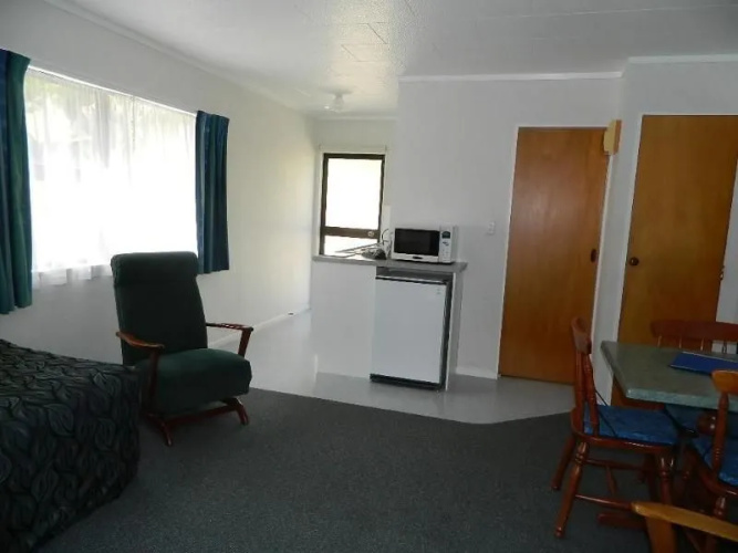 Opononi Resort